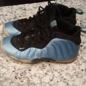 Nike little air posite